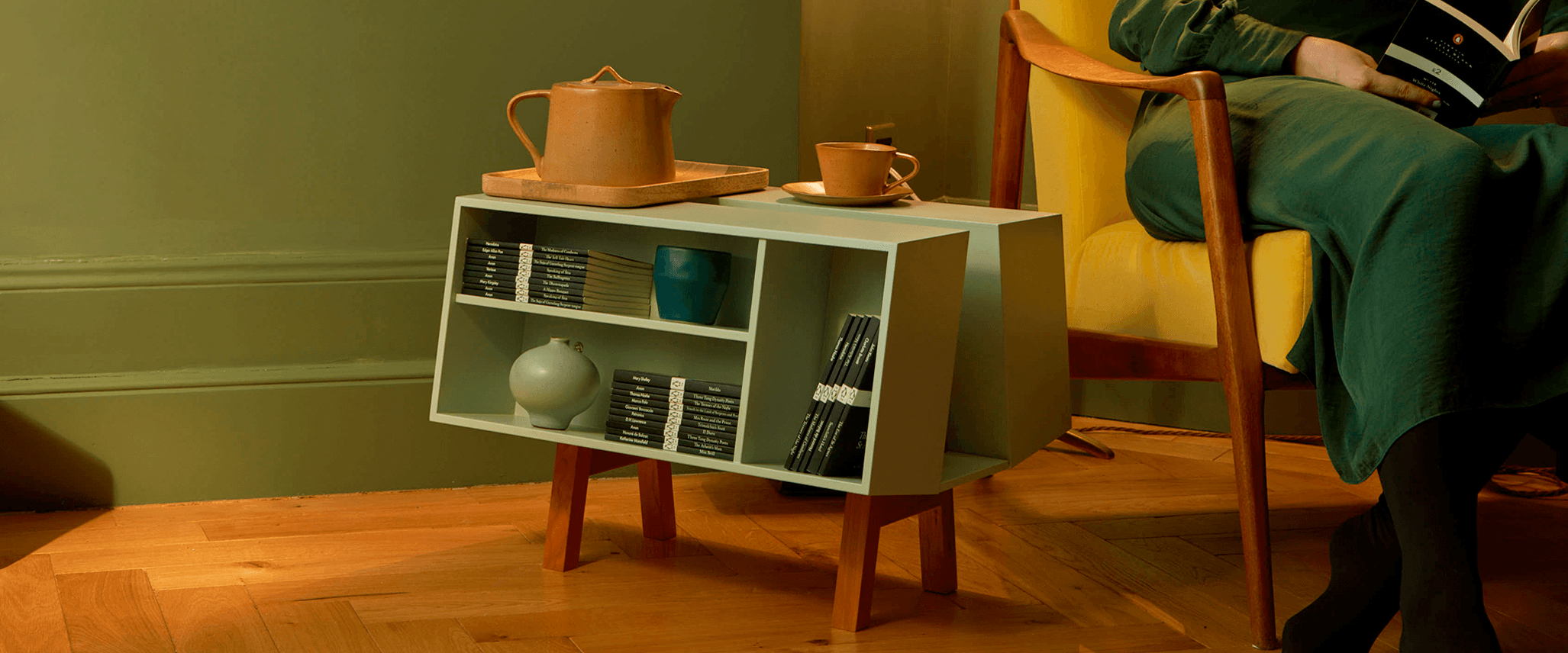 Picture of a green Isokon Donkey