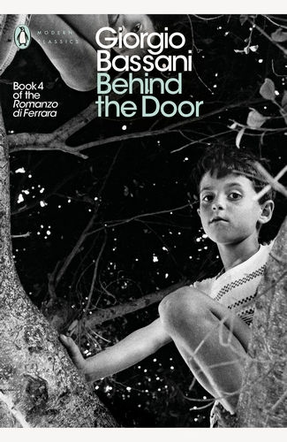 Book cover of Behind the Door by Giorgio Bassani